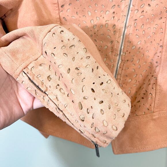 BCBG Maxazria Pink Rose Suede Embroidered Bomber Jacket Size M - Picture 9 of 9